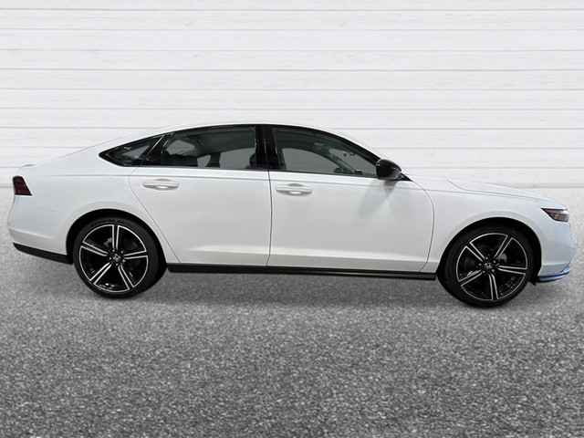Honda Accord Sedan Vehicle Full-screen Gallery Image 08