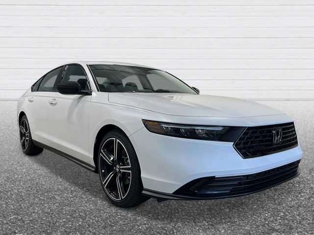 Honda Accord Sedan Vehicle Full-screen Gallery Image 09