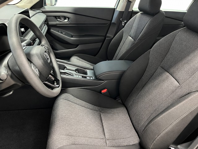 Honda Accord Sedan Vehicle Full-screen Gallery Image 13