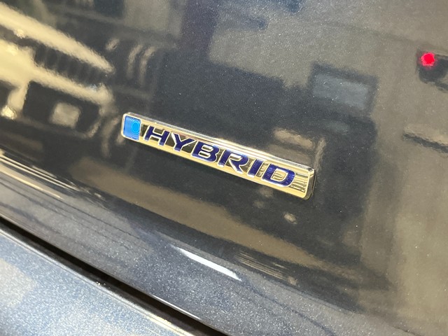 Honda Accord Hybrid Vehicle Full-screen Gallery Image 07