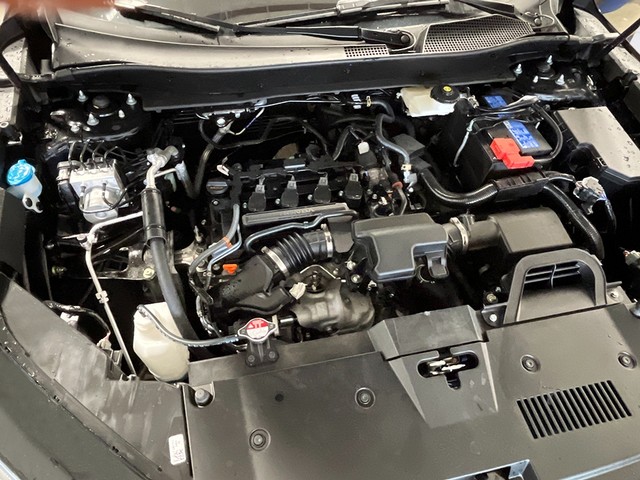 Honda CR-V Vehicle Full-screen Gallery Image 12