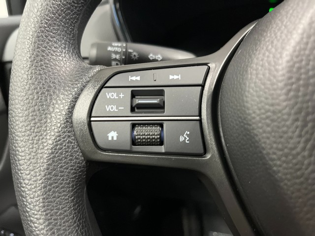 Honda CR-V Vehicle Full-screen Gallery Image 16
