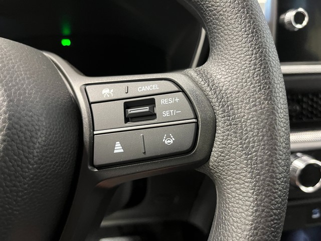 Honda CR-V Vehicle Full-screen Gallery Image 17