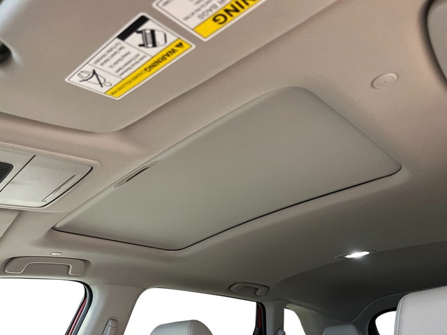 Honda CR-V Vehicle Full-screen Gallery Image 24