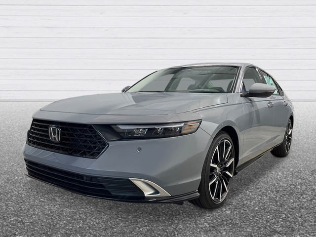 Honda Accord Hybrid Vehicle Full-screen Gallery Image 02