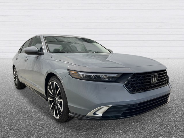 Honda Accord Hybrid Vehicle Full-screen Gallery Image 10