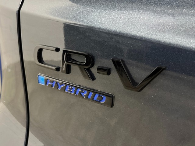 Honda CR-V Hybrid Vehicle Full-screen Gallery Image 07
