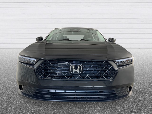 Honda Accord Sedan Vehicle Full-screen Gallery Image 10