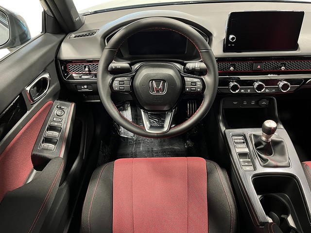 Honda Civic Si Vehicle Full-screen Gallery Image 11