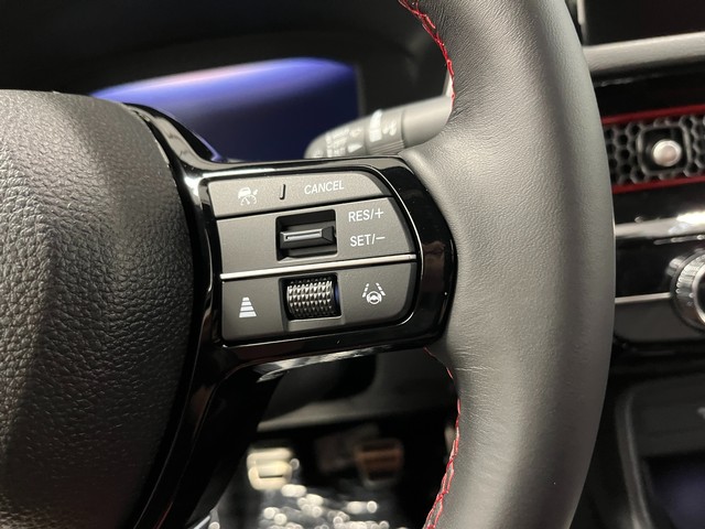 Honda Civic Si Vehicle Full-screen Gallery Image 13