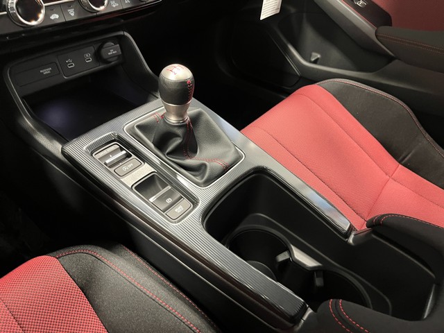 Honda Civic Si Vehicle Full-screen Gallery Image 14