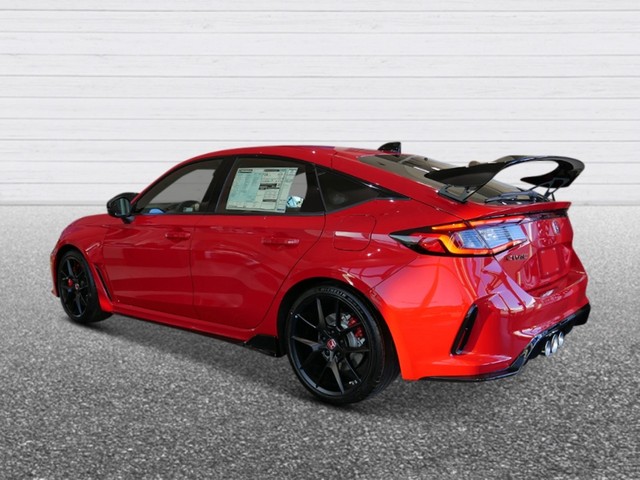Honda Civic Type R Vehicle Full-screen Gallery Image 03