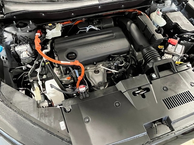 Honda CR-V Hybrid Vehicle Full-screen Gallery Image 13