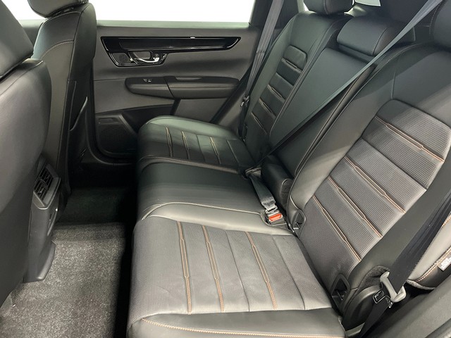 Honda CR-V Hybrid Vehicle Full-screen Gallery Image 26