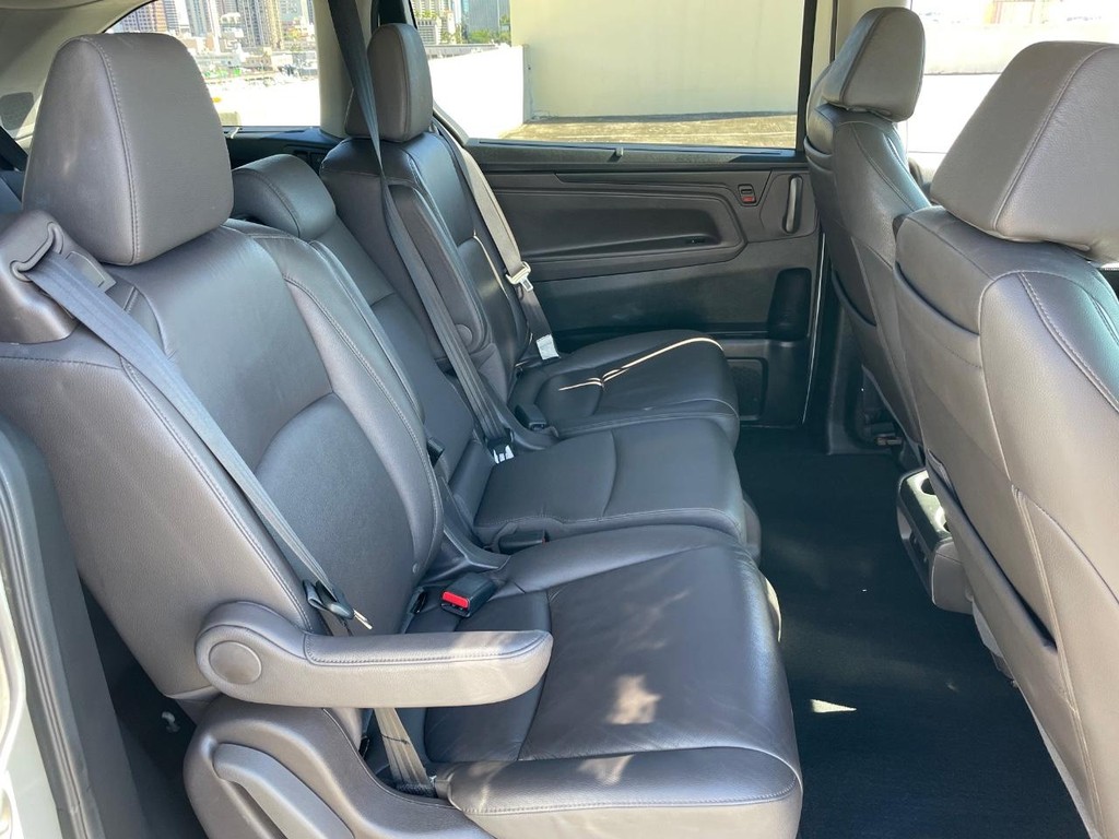 Honda Odyssey Vehicle Full-screen Gallery Image 8