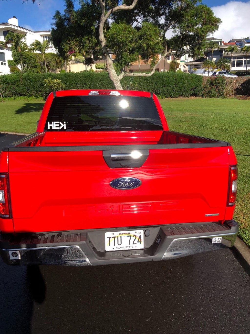 Ford F-150 Vehicle Full-screen Gallery Image 6