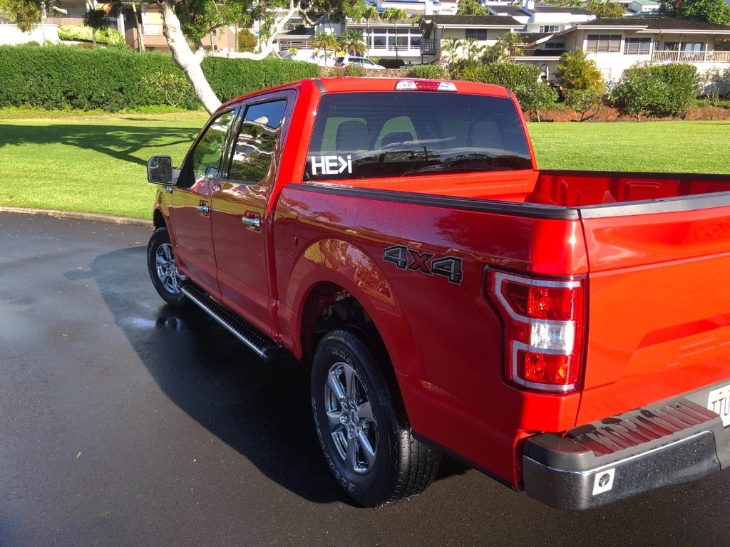 Ford F-150 Vehicle Full-screen Gallery Image 7