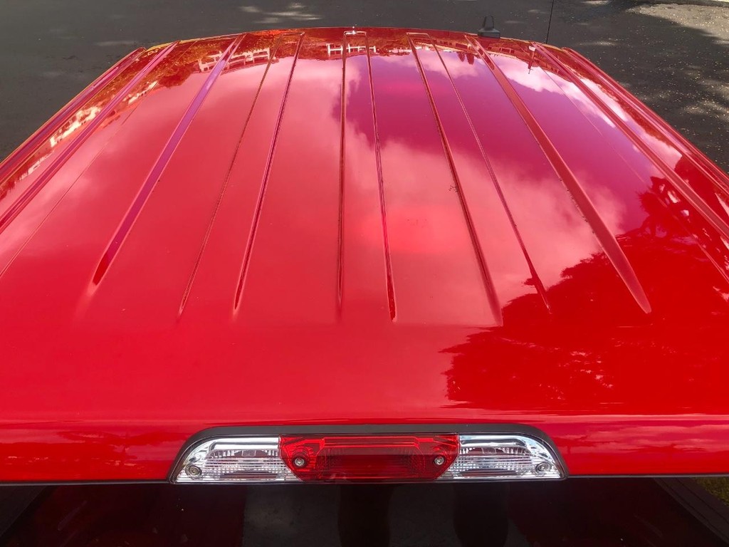 Ford F-150 Vehicle Full-screen Gallery Image 14