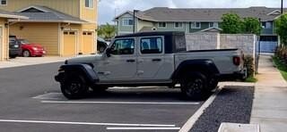 Jeep Gladiator Vehicle Full-screen Gallery Image 2