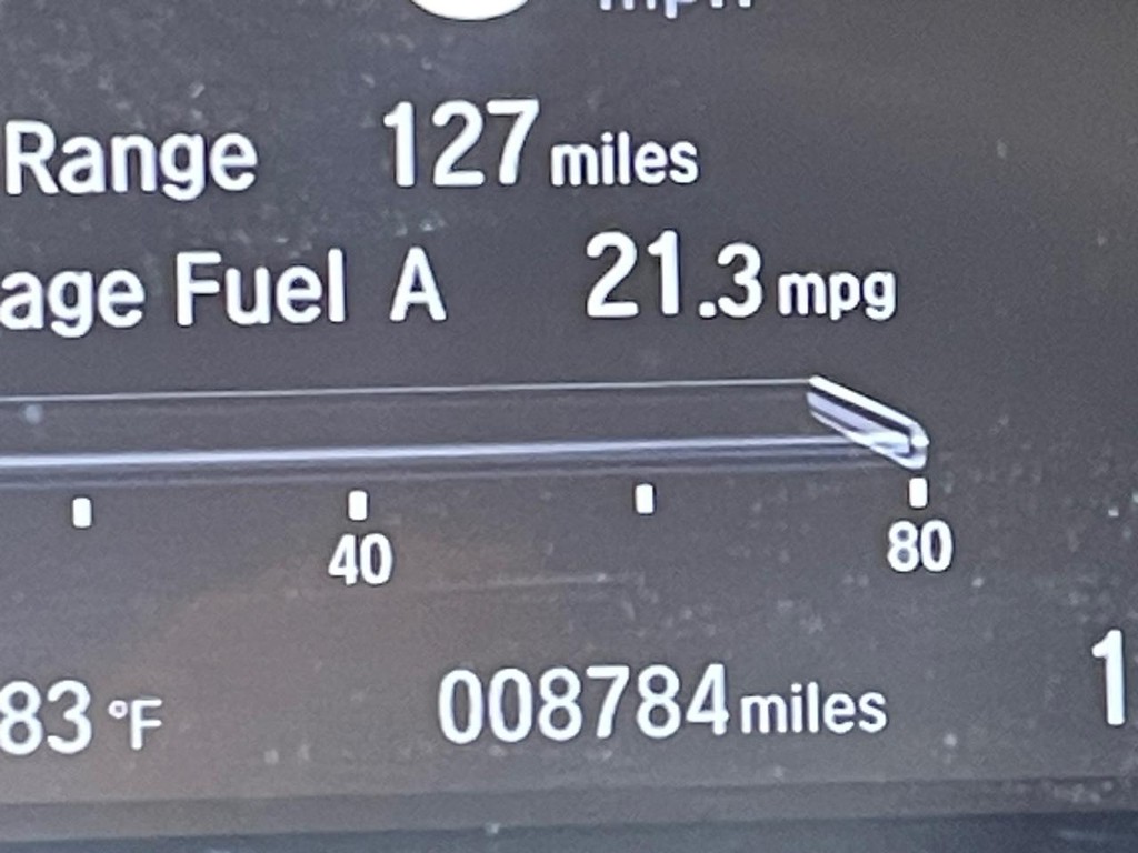 Honda CR-V Vehicle Full-screen Gallery Image 13