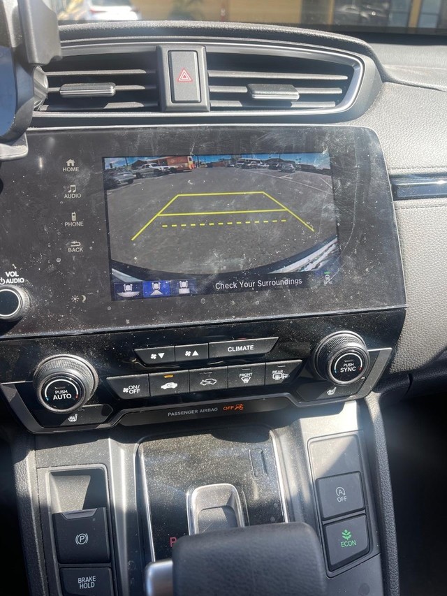 Honda CR-V Vehicle Full-screen Gallery Image 11