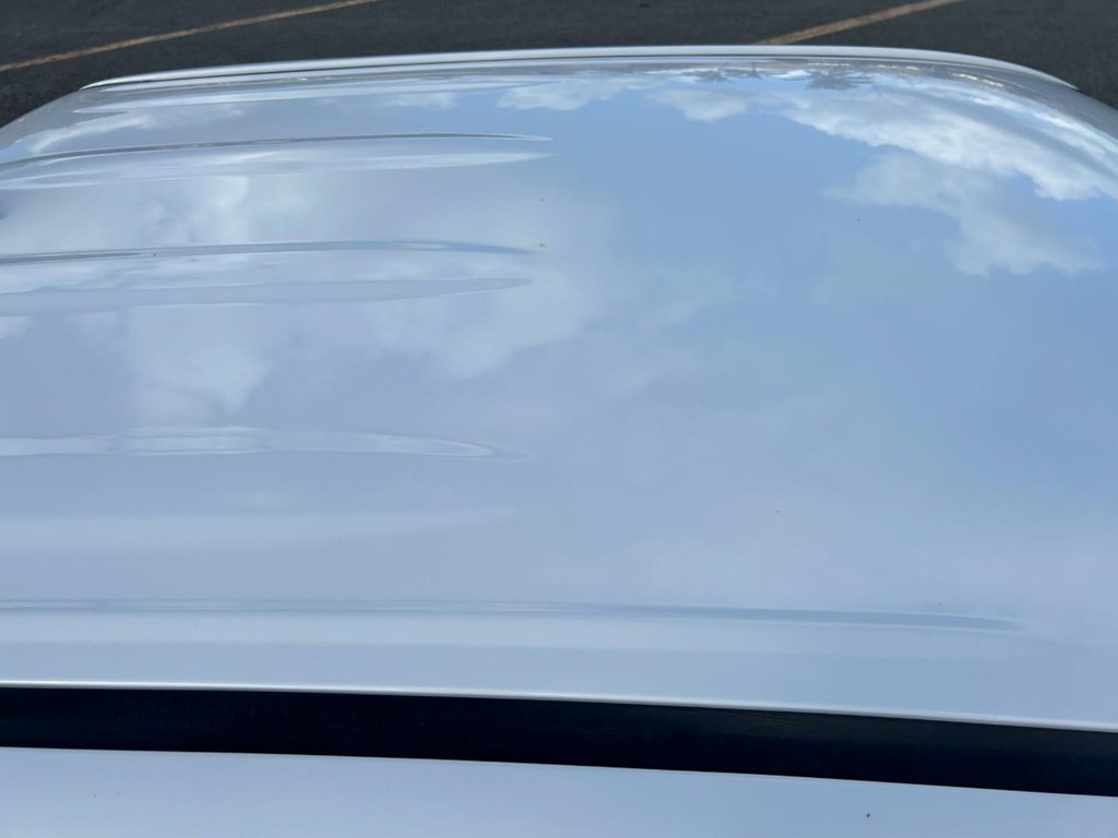 Toyota Tacoma 2WD Vehicle Full-screen Gallery Image 7