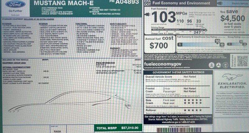 Ford Mustang Mach-E Vehicle Full-screen Gallery Image 5