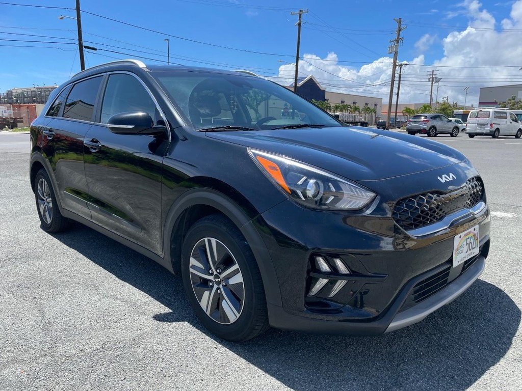 Kia Niro Plug-In Hybrid Vehicle Full-screen Gallery Image 4