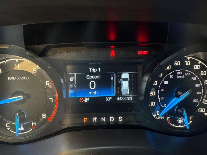 Ford Ranger Vehicle Full-screen Gallery Image 11