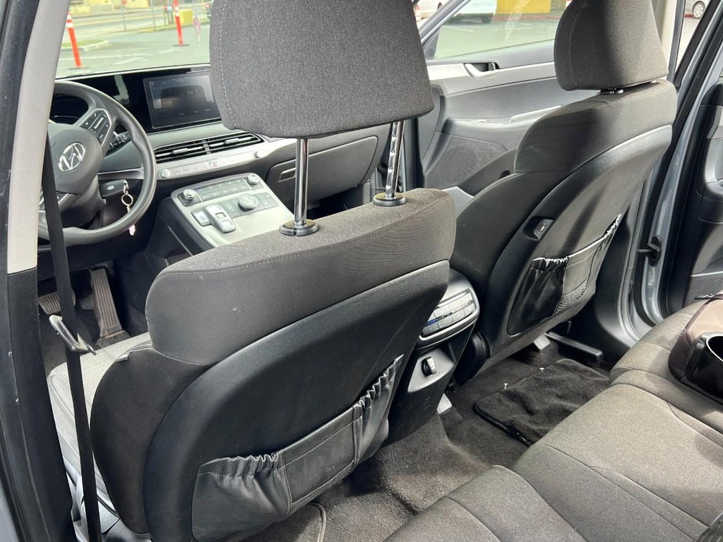 Hyundai Palisade Vehicle Full-screen Gallery Image 11