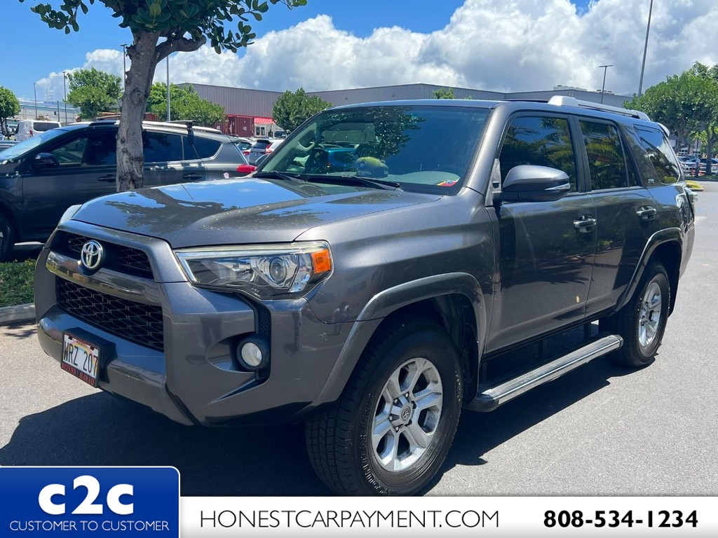 Toyota 4Runner Vehicle Full-screen Gallery Image 01