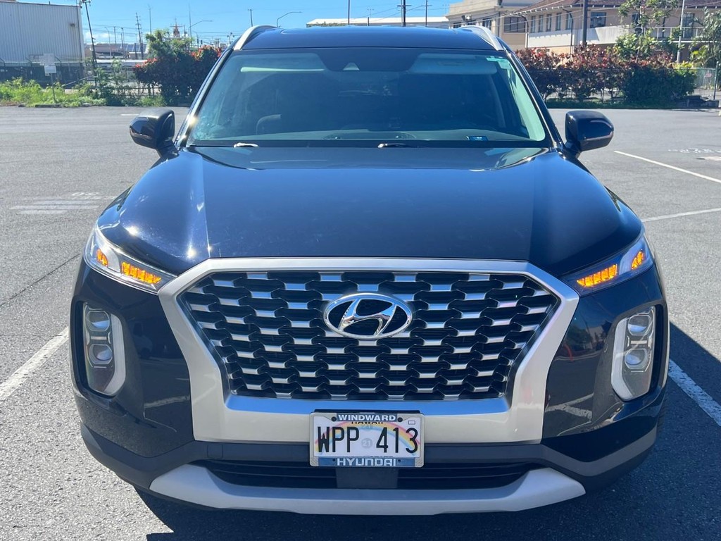 Hyundai Palisade Vehicle Full-screen Gallery Image 2
