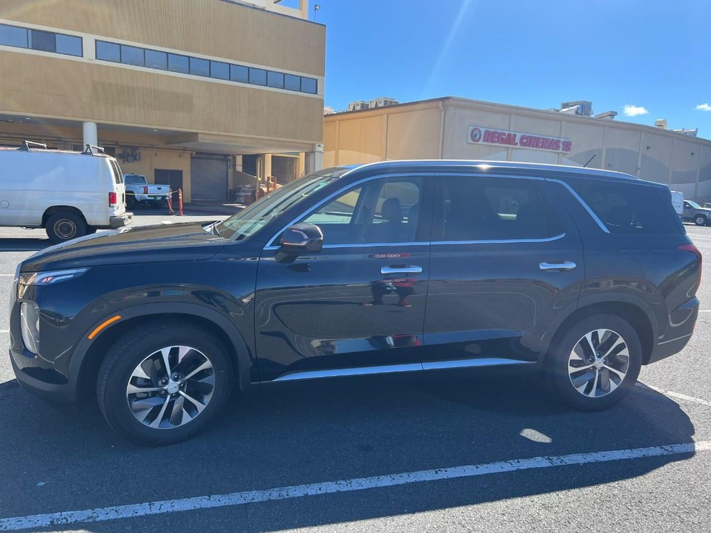 Hyundai Palisade Vehicle Full-screen Gallery Image 8