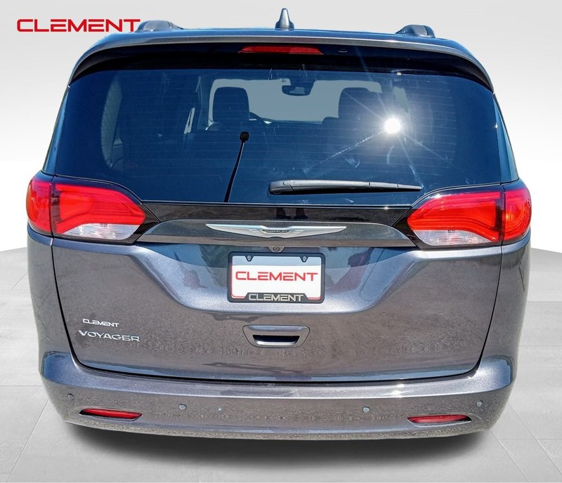 Chrysler Voyager Vehicle Image 07