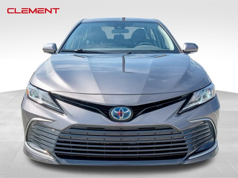 Toyota Camry Hybrid Vehicle Image 02