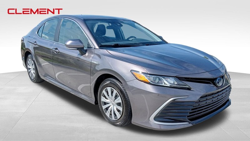 Toyota Camry Hybrid Vehicle Image 03