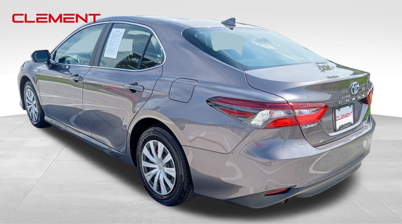 Toyota Camry Hybrid Vehicle Image 07