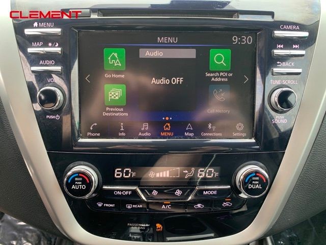 Nissan Murano Vehicle Image 17