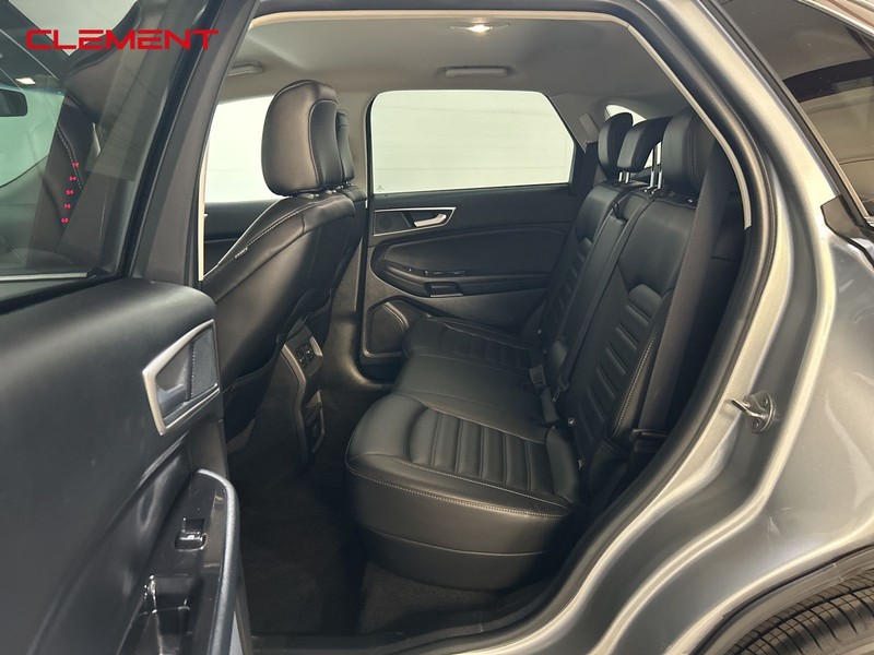 Ford Edge Vehicle Image 43