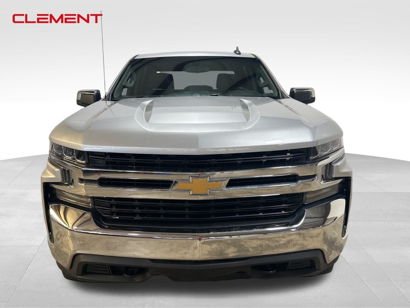 Chevrolet Silverado 1500 Vehicle Image 02