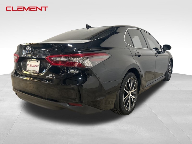 Toyota Camry Vehicle Image 05