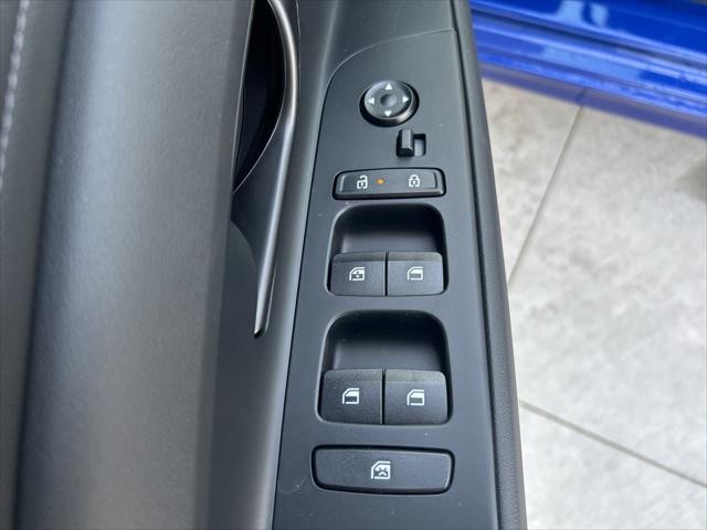 Hyundai Elantra Hybrid Vehicle Image 30