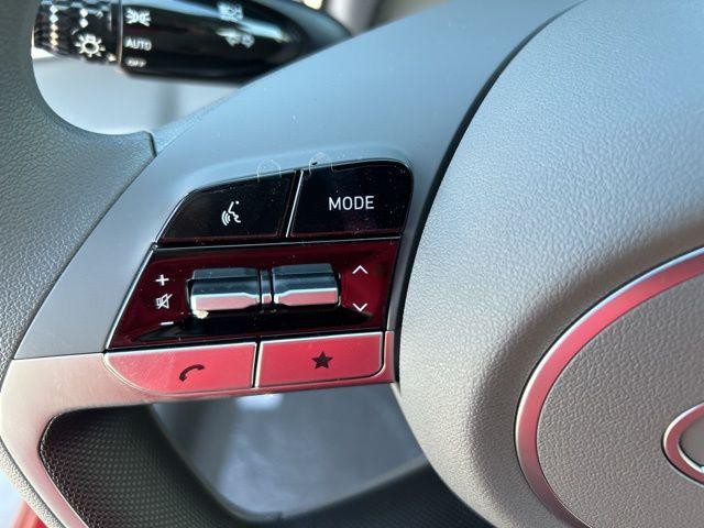 Hyundai Elantra Hybrid Vehicle Image 10