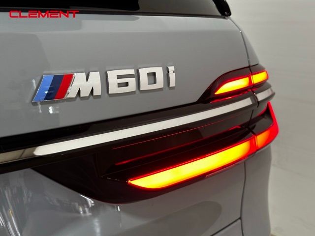 BMW X7 Vehicle Image 43