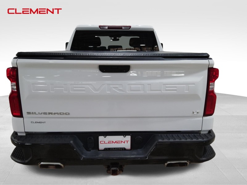 Chevrolet Silverado 1500 LTD Vehicle Image 06