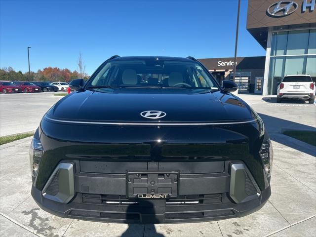 Hyundai Kona Vehicle Image 02
