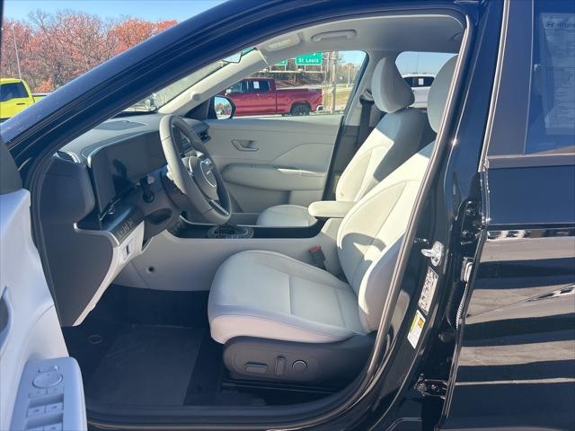 Hyundai Kona Vehicle Image 30