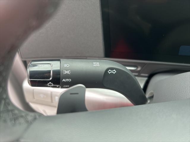 Hyundai Kona Vehicle Image 16