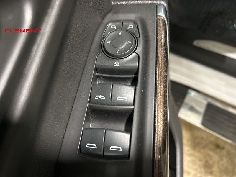 Chevrolet Silverado 1500 Vehicle Image 30