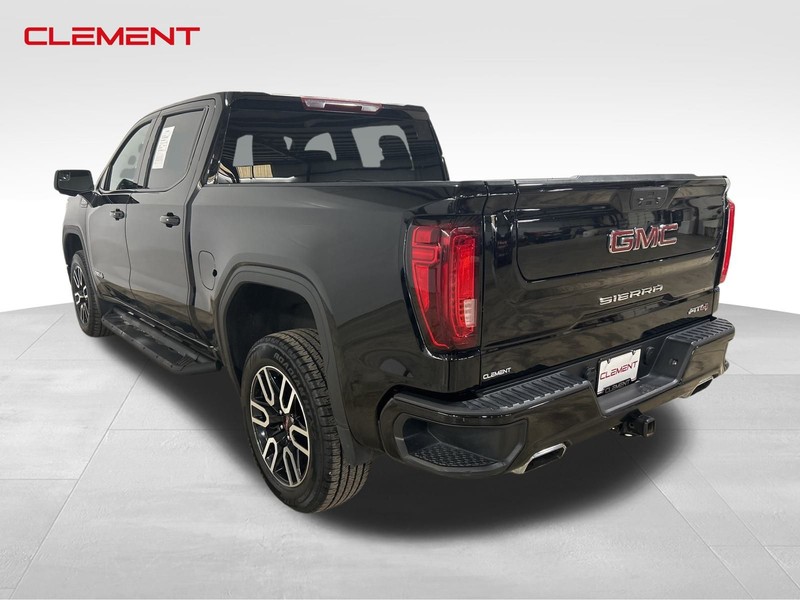 GMC Sierra 1500 Vehicle Image 10